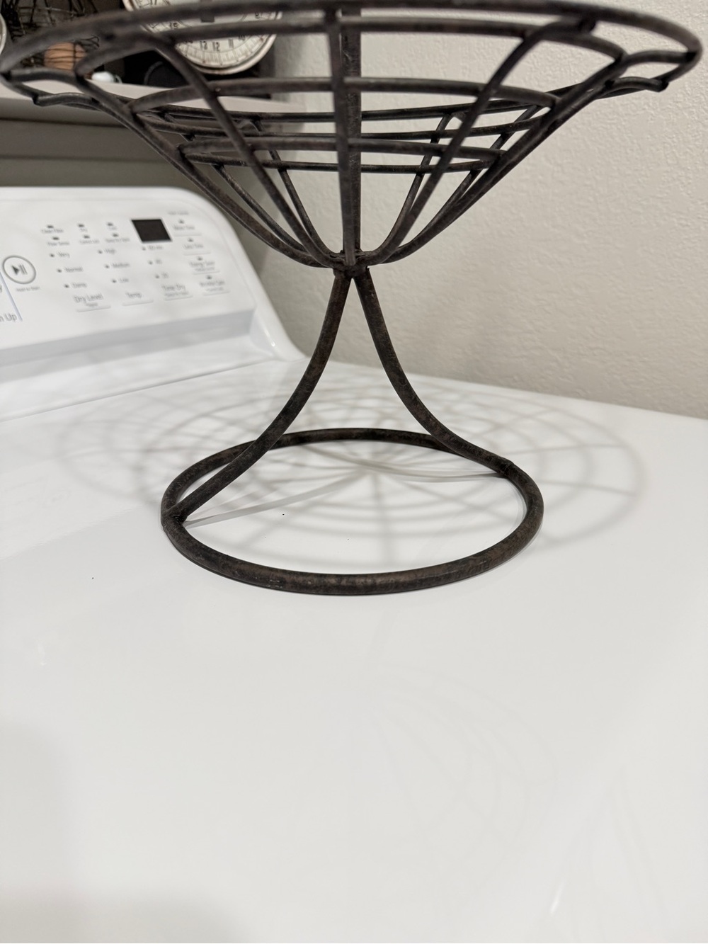 Vintage Pier 1 3 Tier Wrought Iron Fruit Stand - Picture 7 of 17